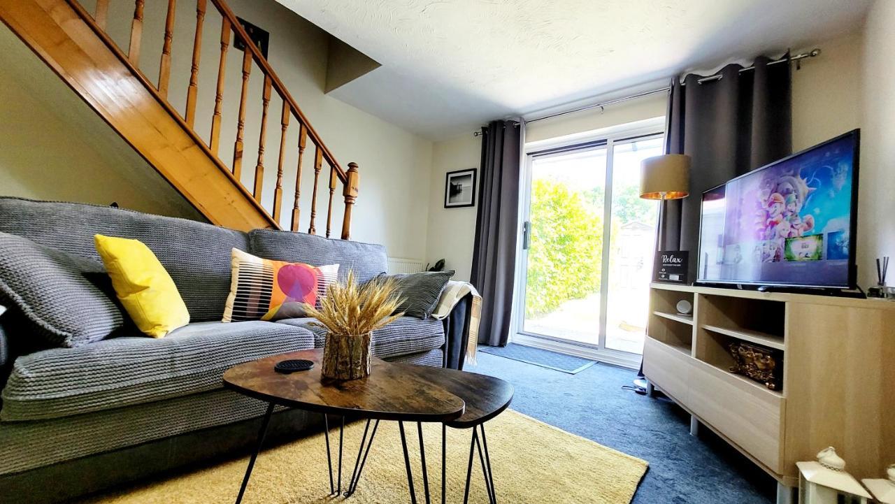Modern 2 Bed House- Free Parking And Close To The Centre Bristol Exterior foto