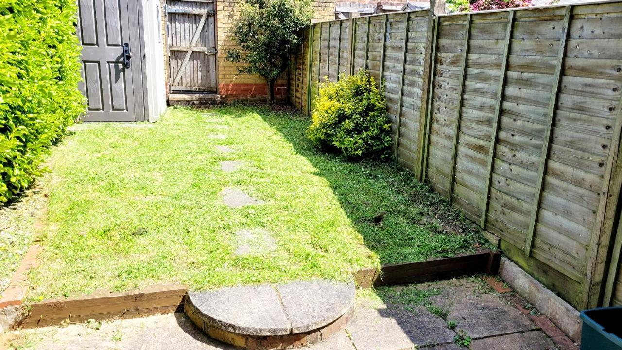 Modern 2 Bed House- Free Parking And Close To The Centre Bristol Exterior foto